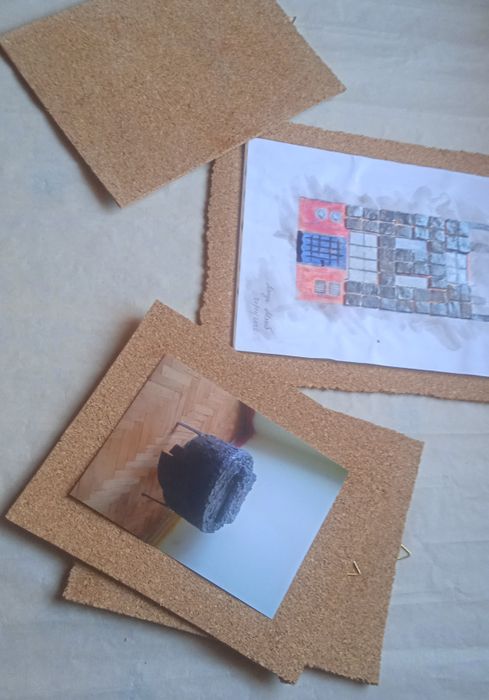 Frame made of cork