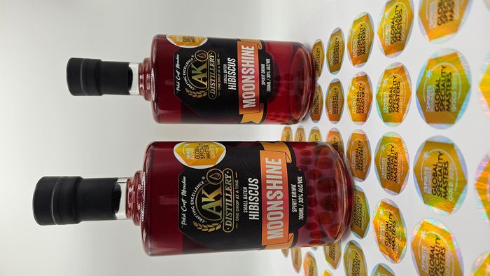 Hibiscus Moonshine 