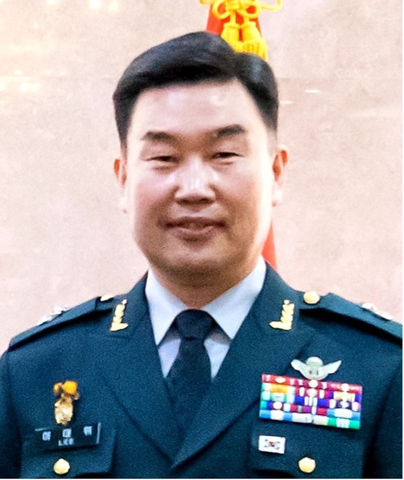 Brig. Gen. Dae-wee Lee