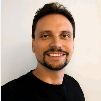 Paul Plüschke - Airsense Analytics GmbH