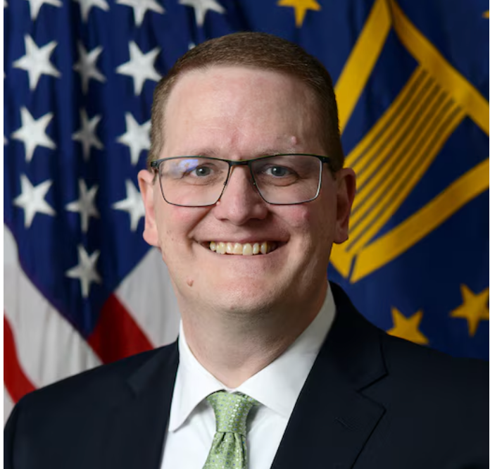 Michael Holthe, SES
