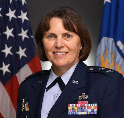 Maj Gen Elizabeth Arledge, USAFR - 