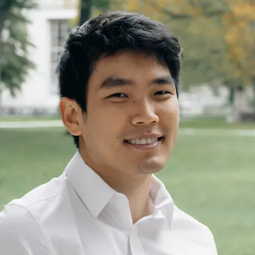 Dr. Christian Lau - 