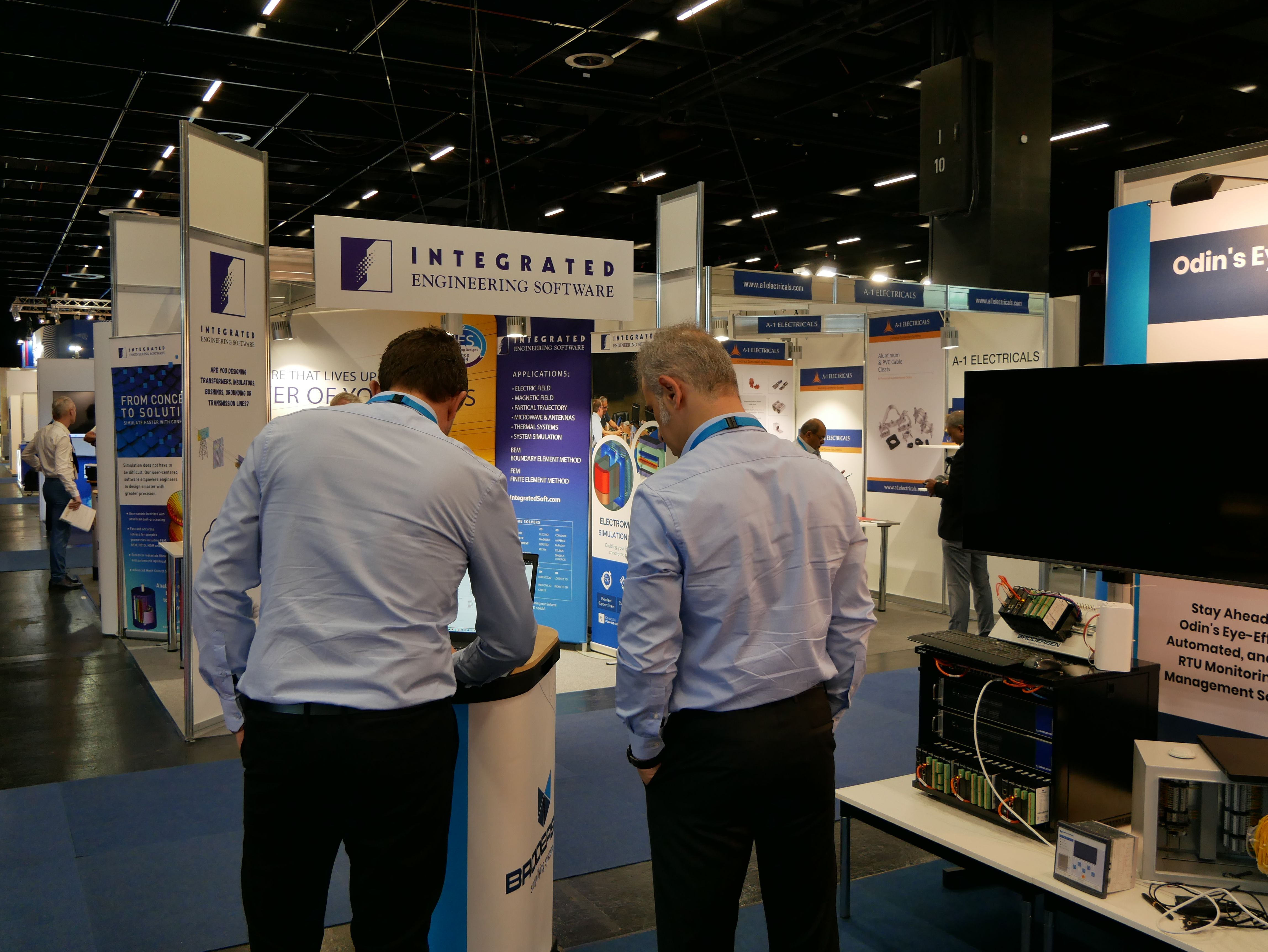 Exhibitor