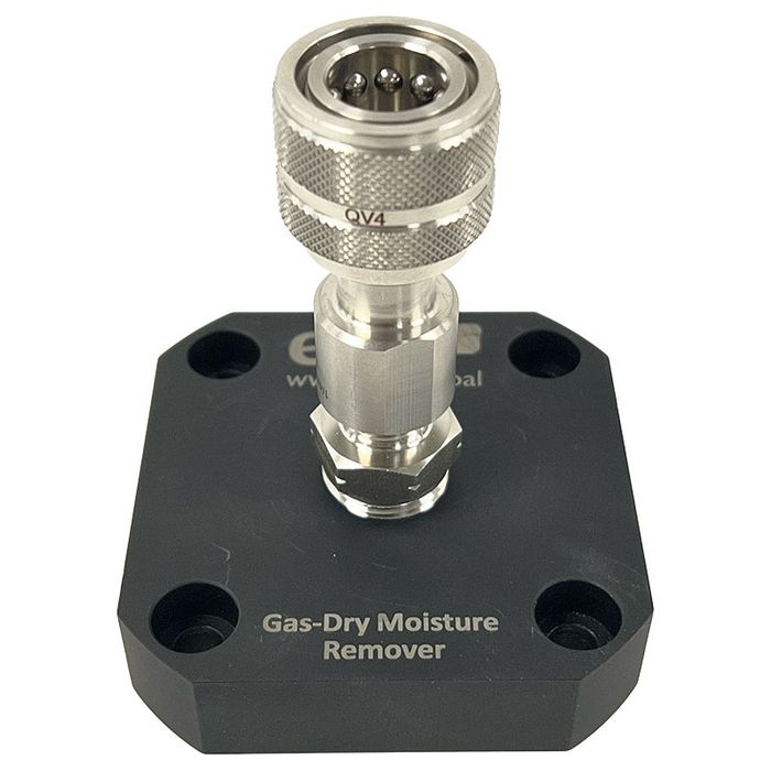 Gas-Dry Online Moisture Removal