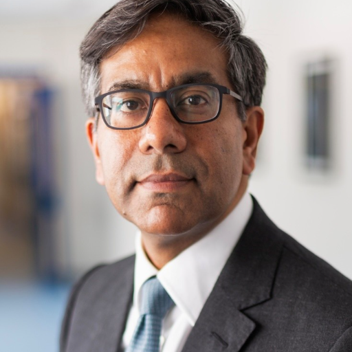 Dr Arun Chopra