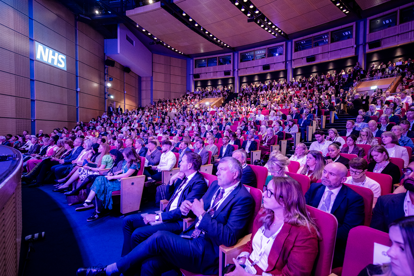 delegates watching main stage session
