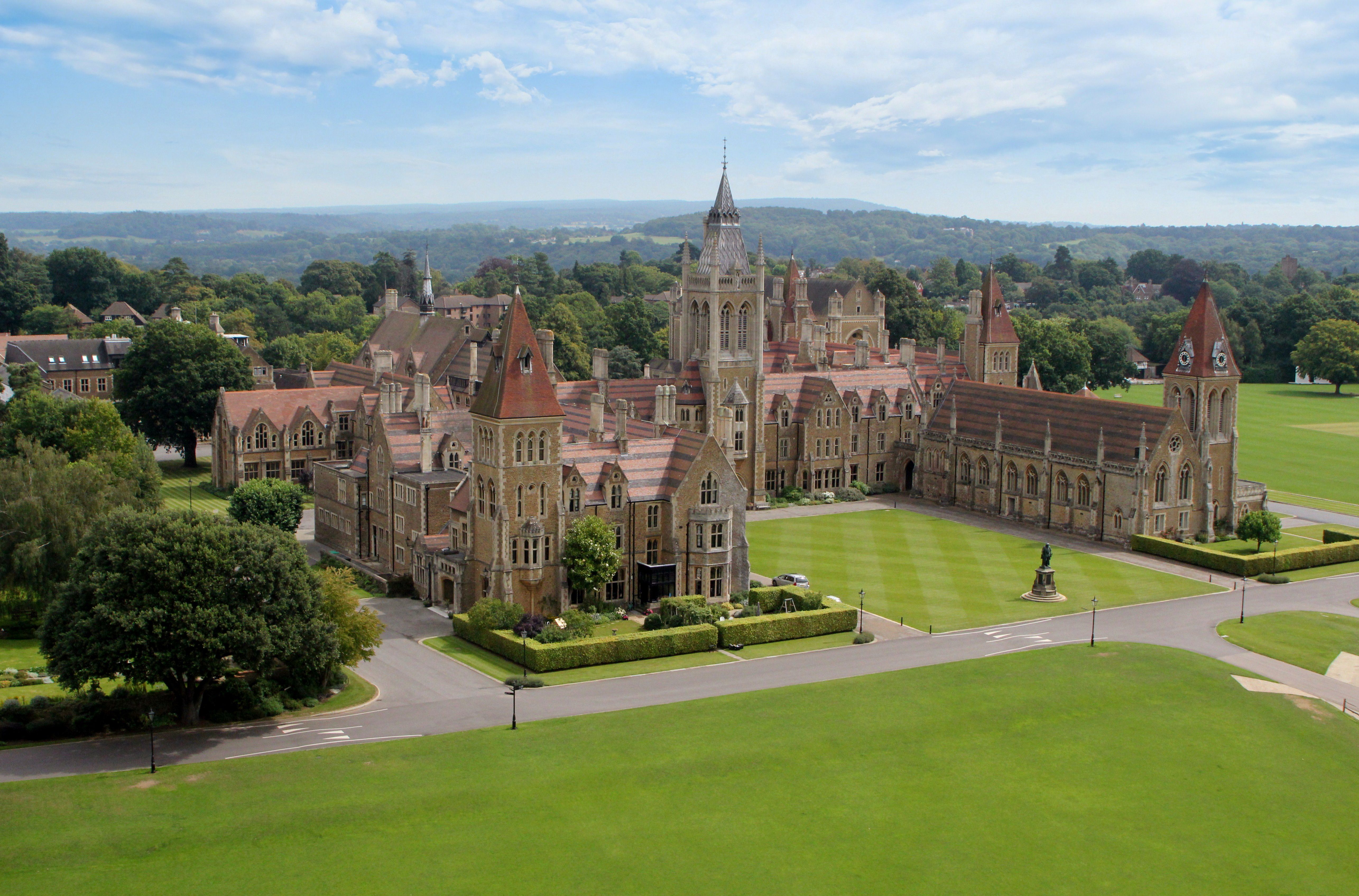Exhibitor profile image for Charterhouse