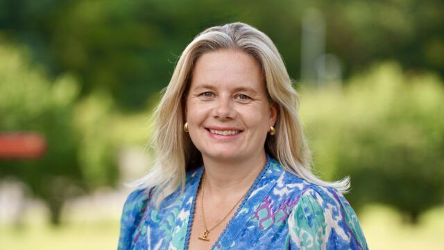 Speaker image for Liz Hewer