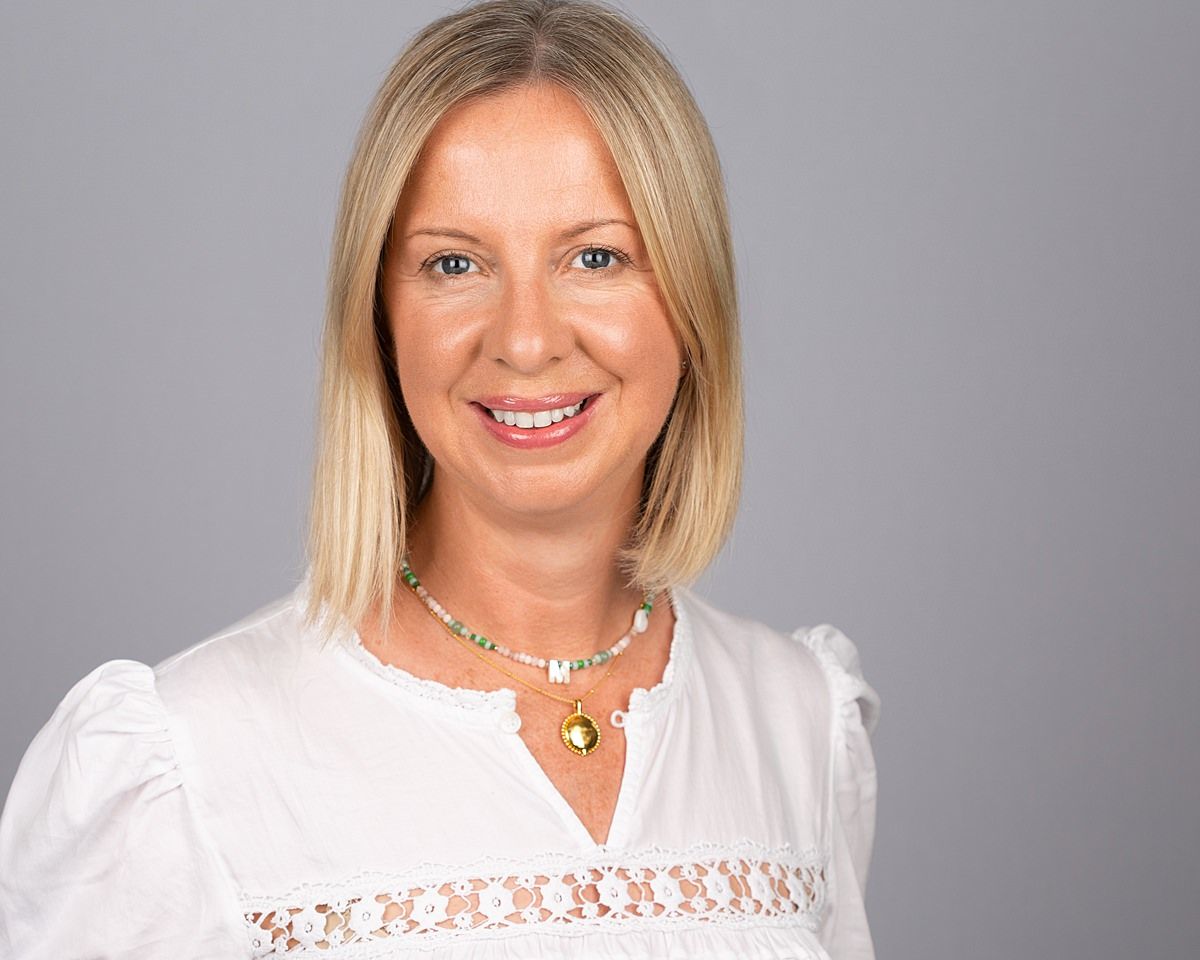 Speaker image for Melanie Sanderson