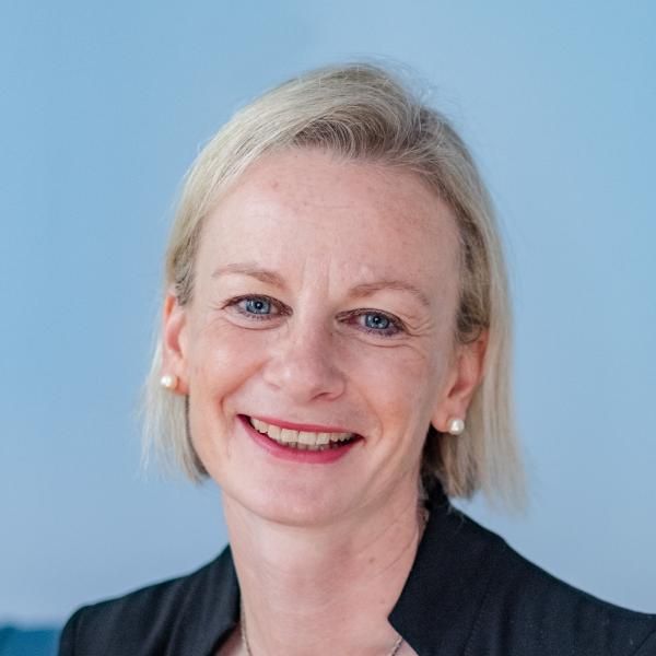 Speaker image for Alex Hutchinson