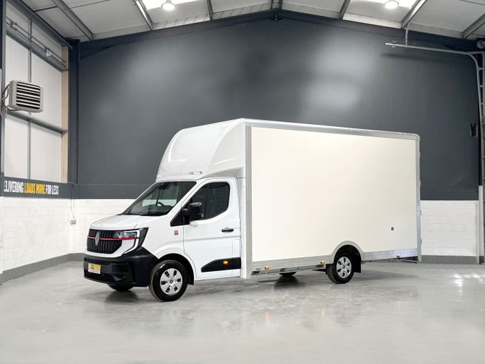 MaxiMover - Renault AeroMAX Low Loader Van Range
