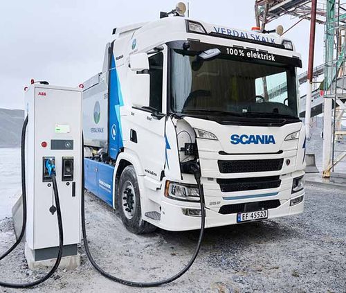 Discover expert truck delivery services with Calibre. We specialise in the safe, efficient, and sustainable transport of trucks, HGVs and LGVs across the UK, ensuring reliability every step of the way.