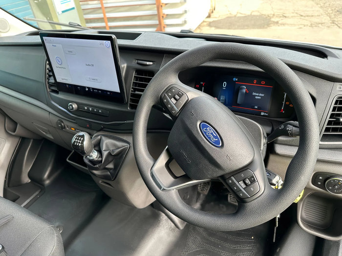 Ford Traffic Management Dropside with LP13