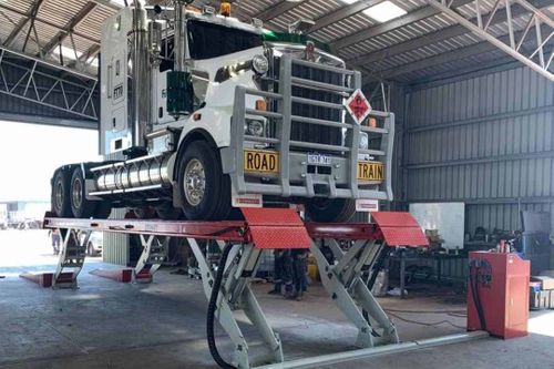 Heavy Duty Platform (Knuckle) Lifts