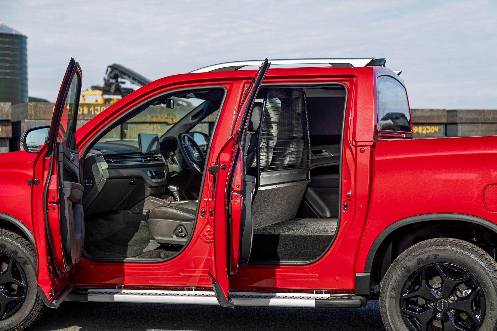 KGM MOTORS UK LAUNCHES NEW MUSSO COMMERCIAL RANGE