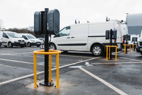 Compleo Energizes Islington’s Council Fleet with £1.2m EV Charging Project