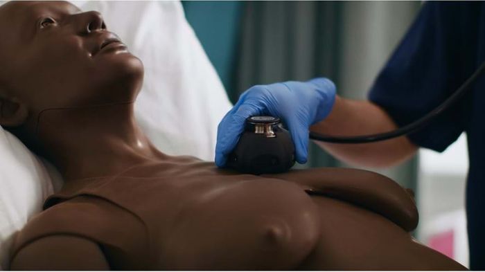 Cardiovascular and Respiratory Examination (CaRE) Trainer