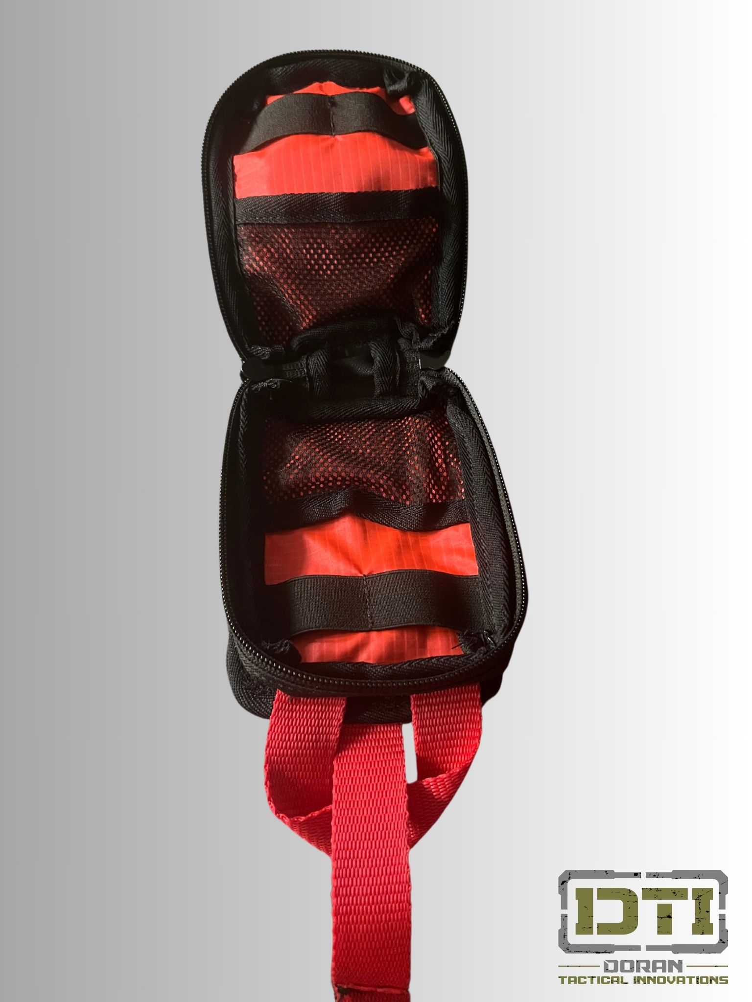 Compact Tear-Away Trauma pouch