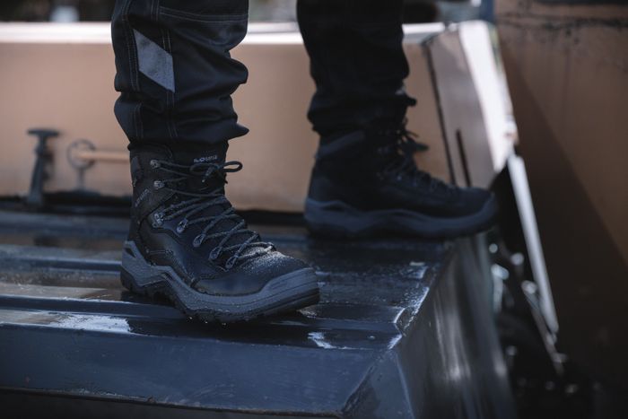 Lowa seeker gtx deals