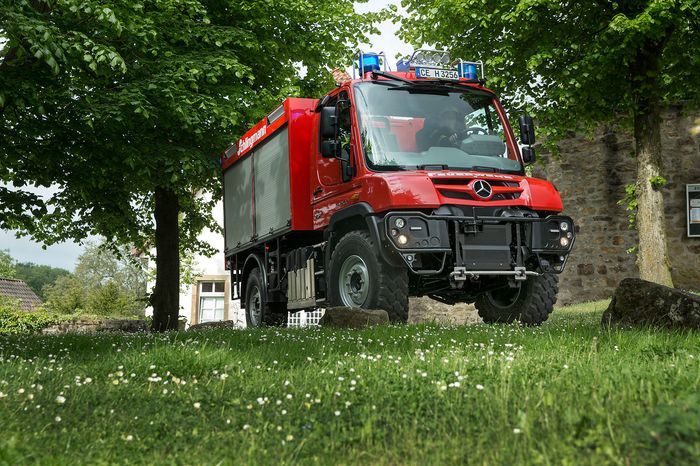 Unimog UGE Implement Carrier
