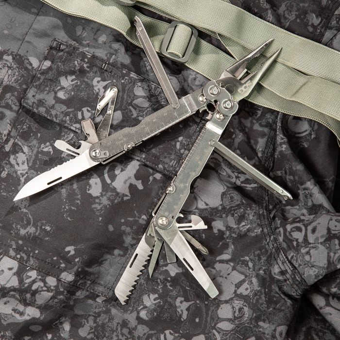 SOG PowerLock Multi-Tool