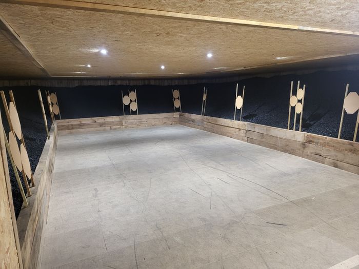 10m Indoor Range