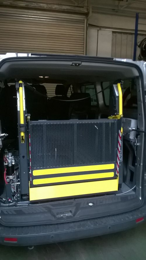 Folding Platform Lift