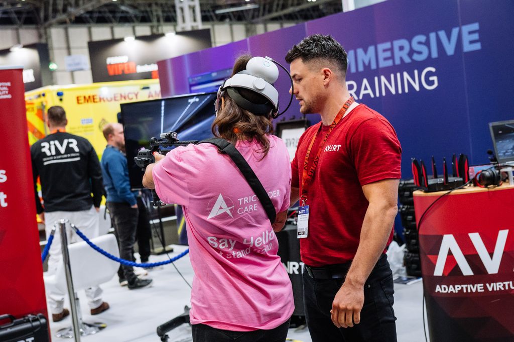 Immersive training VR headset