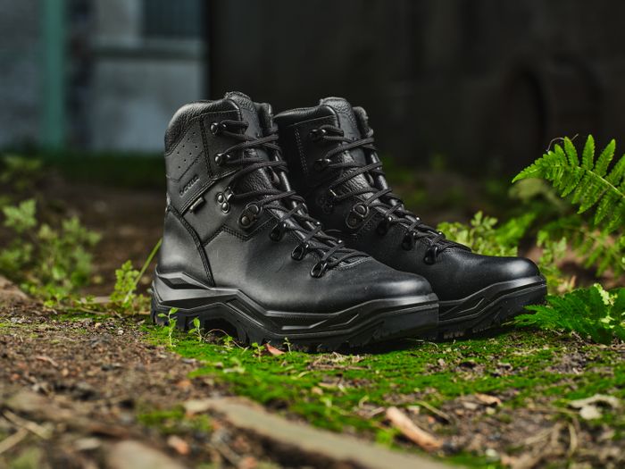 The updated LOWA RENEGADE MK2 GTX® MID PR