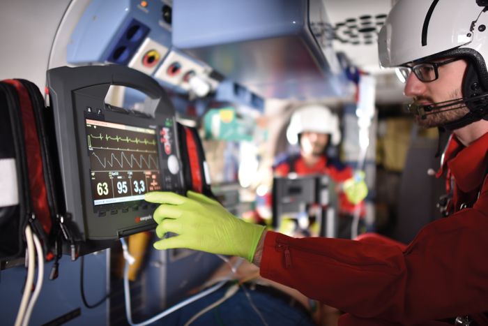 corpuls3 touch (C3T) defibrillator/monitor
