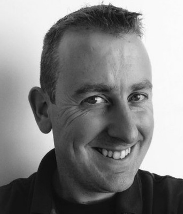 Ian Hogarth
