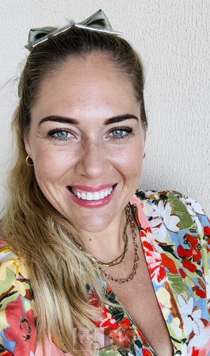 Speaker profile image for Camilla De Camargo