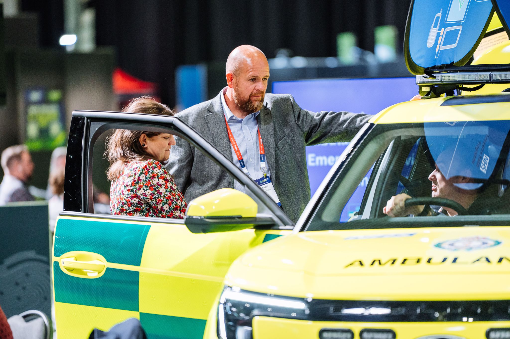 AMBULANCE TEAMS ATTENDING EMERGENCY TECH SHOW