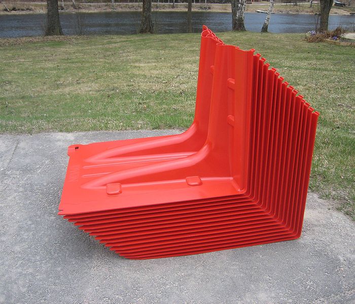 NOAQ Boxwall