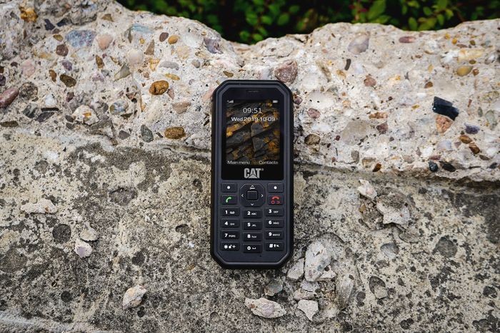 Cat B26 - Rugged Featurephone