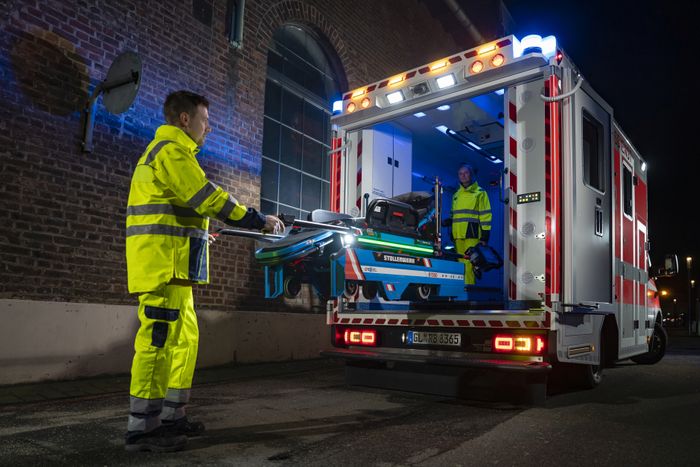 compact power stretcher (CPS) system