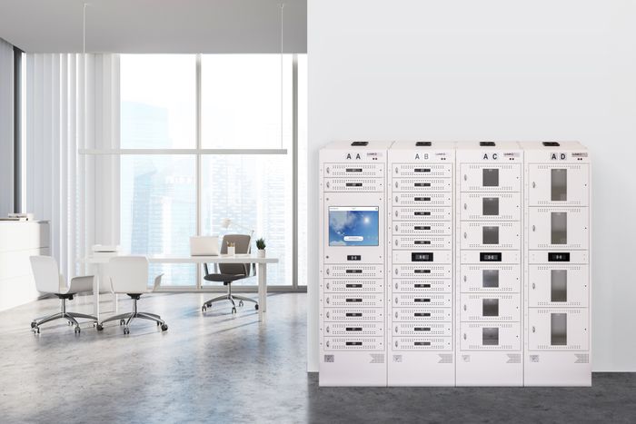 Diplomat™ Pro Smart Locker