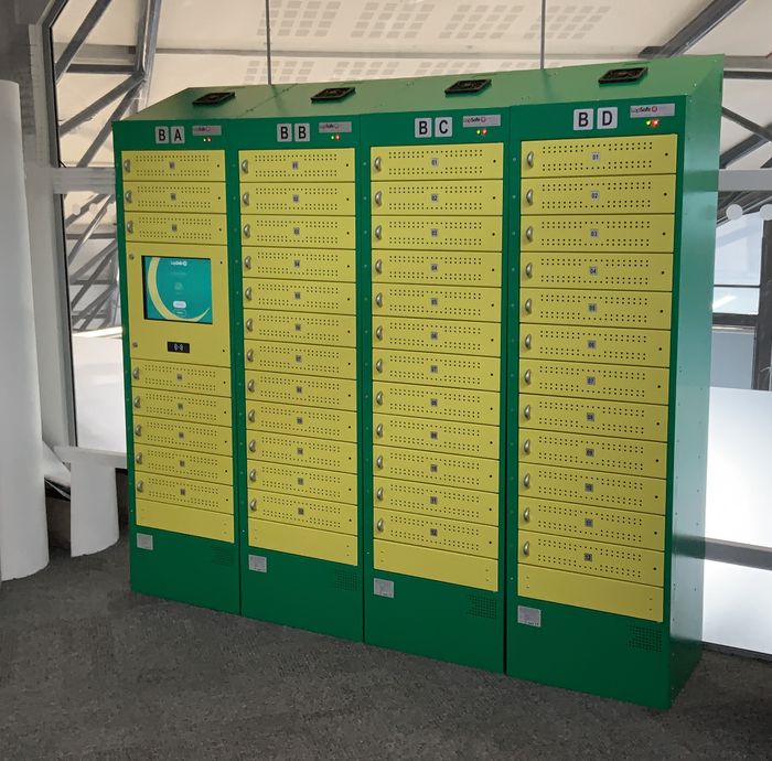 Diplomat™ Pro Smart Locker
