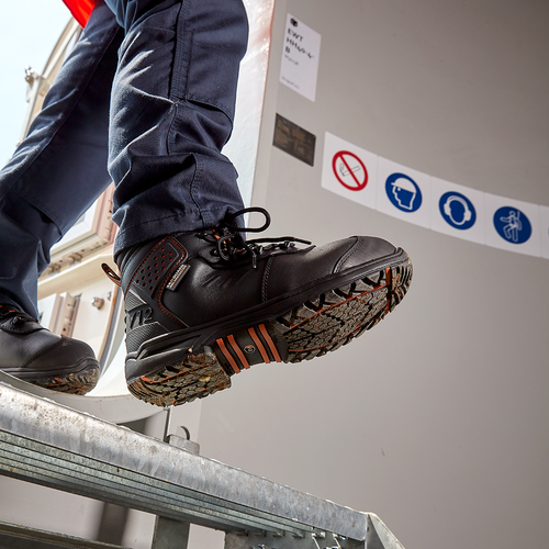 The Invincible IGS - patented  met protection with the ExoGuard®
