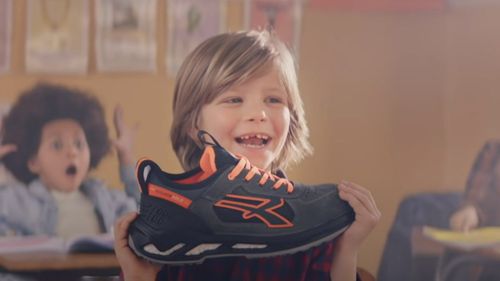 Asics giubbino estivo sale