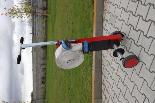 Electric roller for fire hoses up to 5
