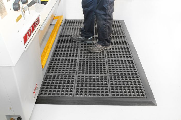 Fatigue-Step® Grit Top Anti Slip Mat