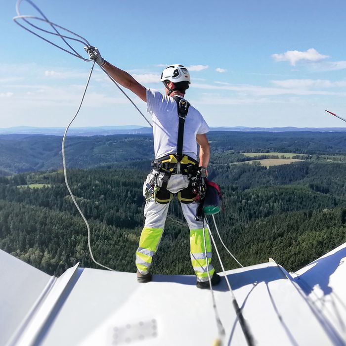 EVO® ALTA™ Range High Performance Head Protection