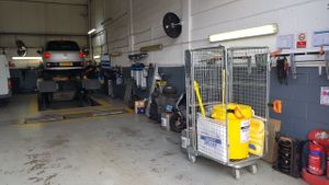 New! Spill Kits using iTip Handles  wheelbarrows and sack trolleys