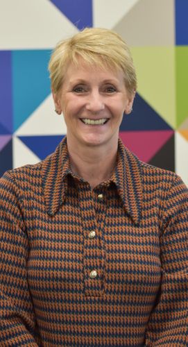 Speaker profile image for Dee Arp