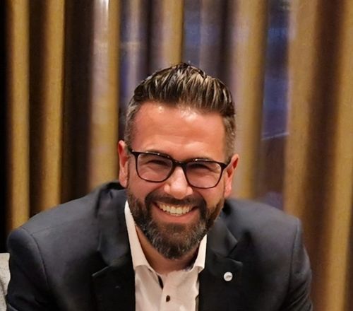 Speaker profile image for Sandro Delhunia