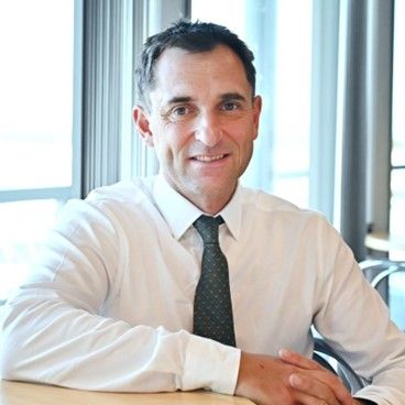 Speaker profile image for Simon Toseland