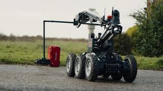 ThreatScan-LS1 with robot