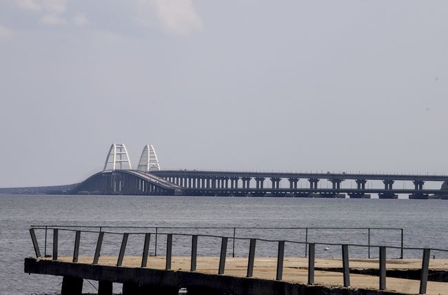 The Kerch Bridge and sustaining a Russian presence in Crimea